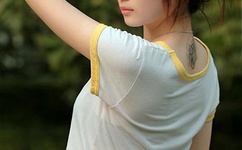 王者荣耀公孙离被捅的流口水